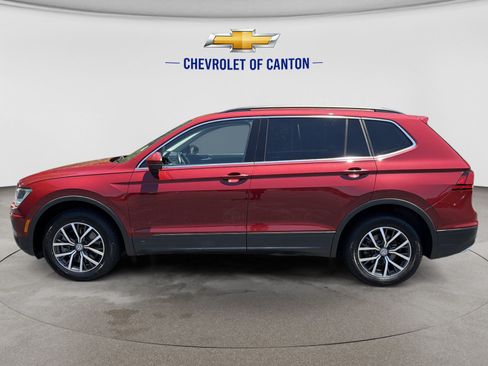Used 2019 Volkswagen Tiguan SE FWD image 8
