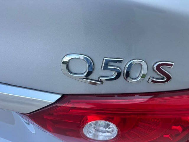 Used 2014 INFINITI Q50 RWD image 12