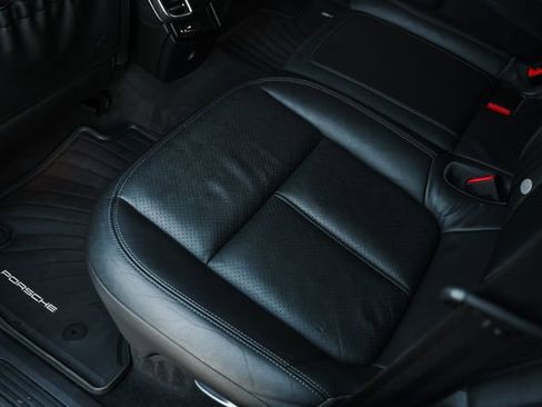 Used 2011 Porsche Cayenne image 54