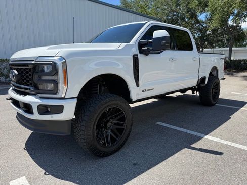 Used 2023 Ford F250 Lariat w/ Lariat Ultimate Package AWD/4WD image 1