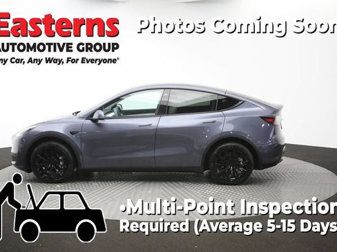 Used 2022 Tesla Model Y Long Range AWD/4WD image 56