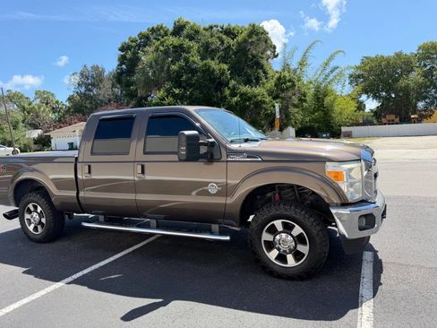 Used 2016 Ford F250 Lariat w/ Lariat Ultimate Package AWD/4WD image 2