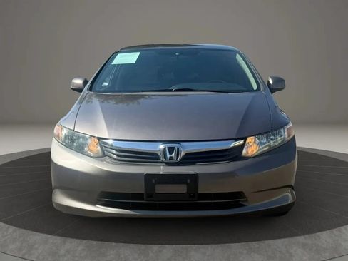 Used 2012 Honda Civic LX image 2