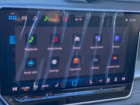 New 2026 Volkswagen Tiguan SE image 5