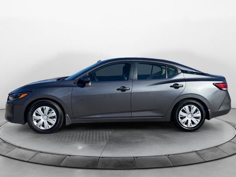 Used 2025 Nissan Sentra S w/ Lighting Package image 2