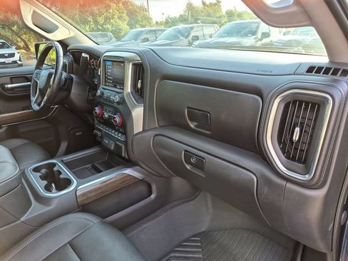 Used 2021 Chevrolet Silverado 1500 LT Trail Boss w/ Convenience Package II AWD/4WD image 41