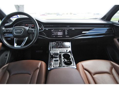 Used 2023 Audi Q7 2.0T Premium Plus w/ Premium Plus Package AWD/4WD image 9