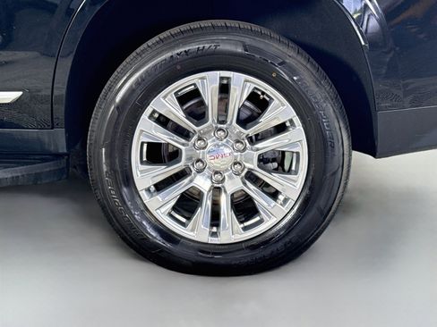 Used 2023 GMC Yukon Denali AWD/4WD image 37