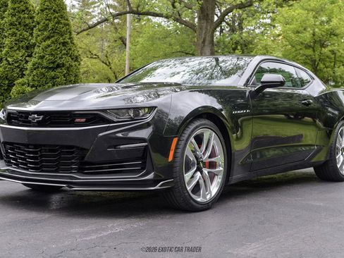 Used 2024 Chevrolet Camaro SS RWD image 14