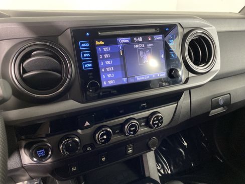 Used 2016 Toyota Tacoma TRD Off-Road w/ Towing Package AWD/4WD image 34