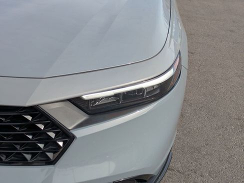 Used 2023 Honda Accord Sport image 13