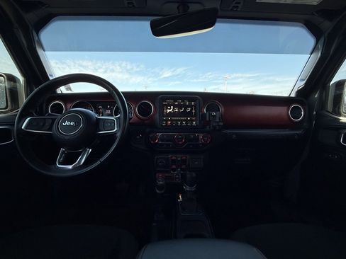 Used 2022 Jeep Wrangler Unlimited Rubicon image 29