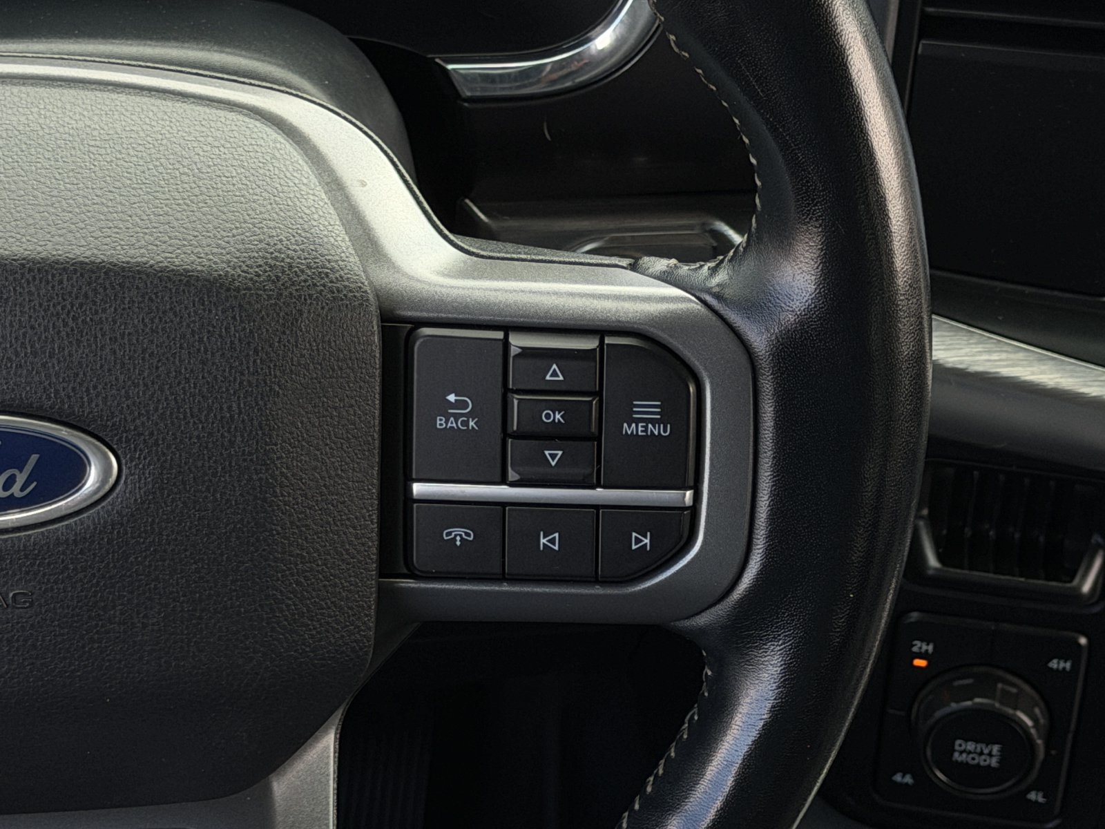 Used 2021 Ford F150 Lariat w/ Equipment Group 502A High AWD/4WD image 16