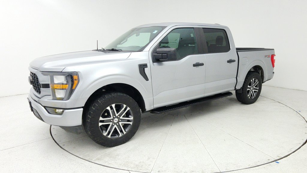 Used 2023 Ford F150 XL w/ STX Appearance Package RWD image 3