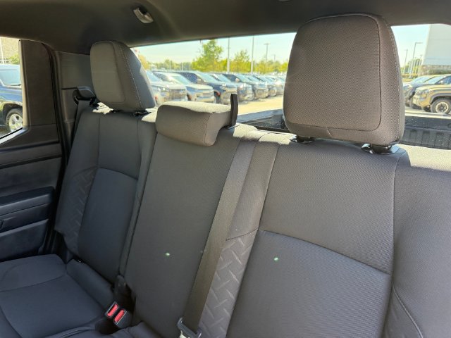 Used 2026 Toyota Tacoma SR AWD/4WD image 28