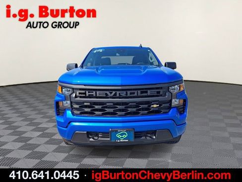 Certified 2025 Chevrolet Silverado 1500 Custom image 2