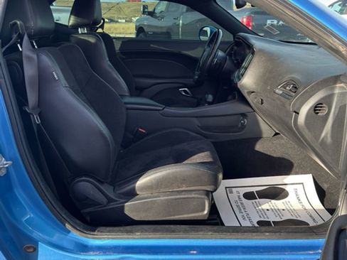 Used 2019 Dodge Challenger GT w/ Plus Package image 10