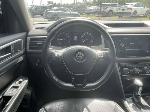 Used 2019 Volkswagen Atlas SEL Premium image 13
