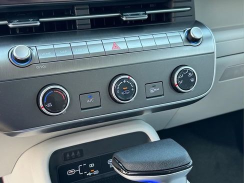 New 2026 Hyundai Kona SE AWD/4WD image 29