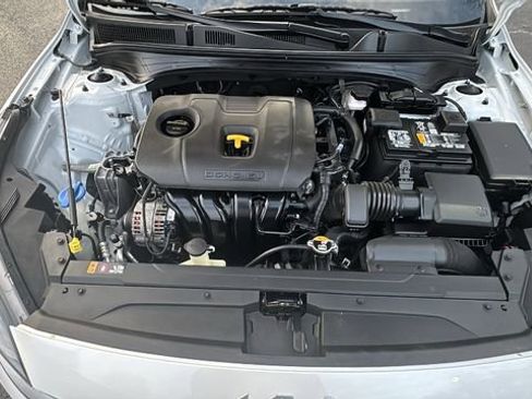 Used 2024 Kia Forte LXS image 36