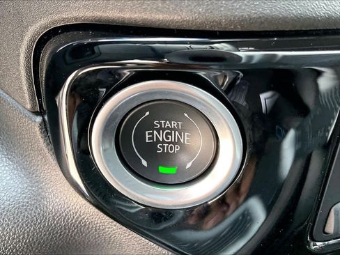 Certified 2023 GMC Sierra 1500 Elevation image 30