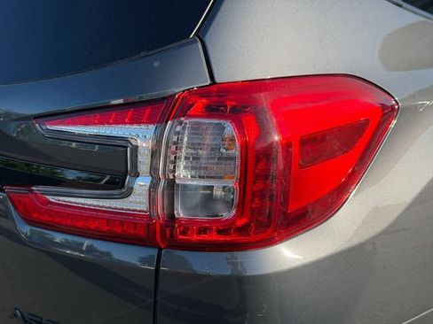 Used 2023 Subaru Ascent Onyx Edition Limited AWD/4WD image 6