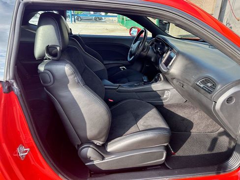 Used 2022 Dodge Challenger R/T Scat Pack w/ Shaker Package RWD image 14