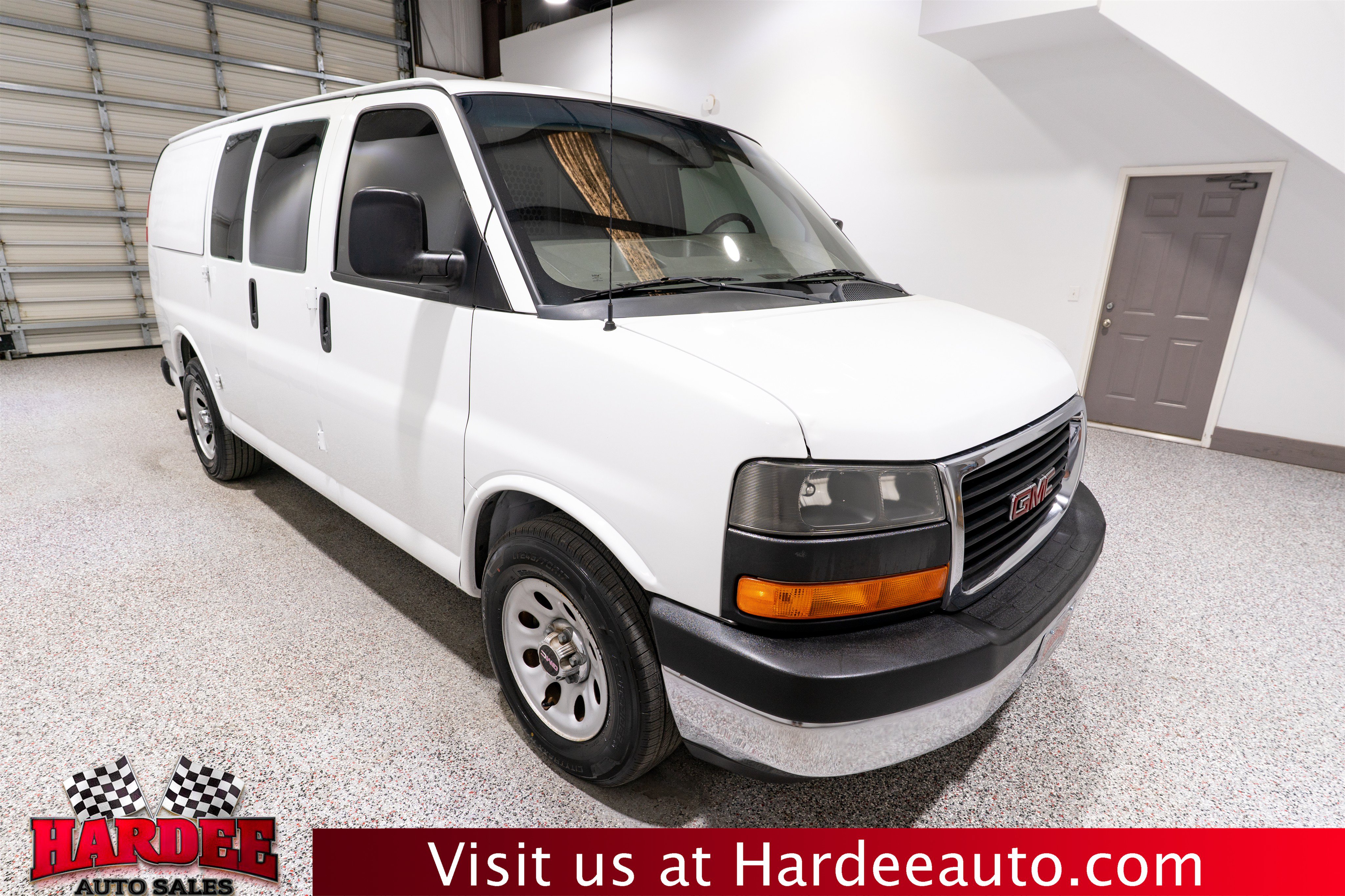 Used 2014 GMC Savana 1500 w/ Savana Pro Plus Package RWD image 6