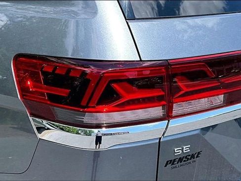Used 2024 Volkswagen Atlas SE AWD/4WD image 31