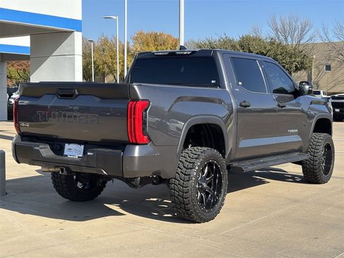 Used 2022 Toyota Tundra SR5 image 3