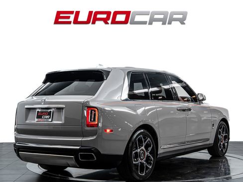 Used 2023 Rolls-Royce Cullinan image 6