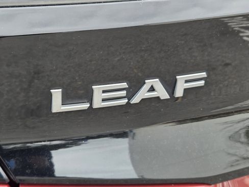 Used 2018 Nissan Leaf SV w/ SV All Weather Package image 25