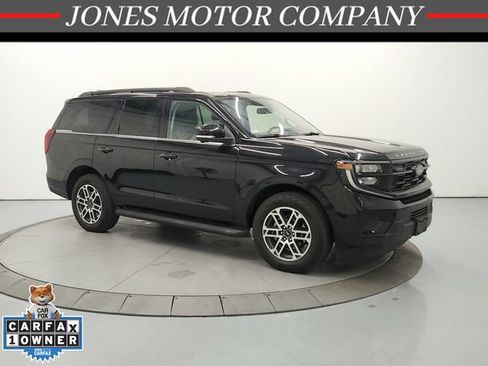 Used 2025 Ford Expedition Active AWD/4WD image 1