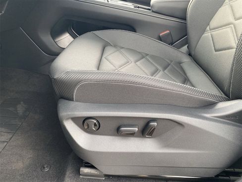 New 2026 Volkswagen Atlas Cross Sport SE image 16