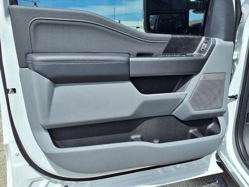 New 2026 Ford F350 XLT w/ XLT Premium Package AWD/4WD image 25