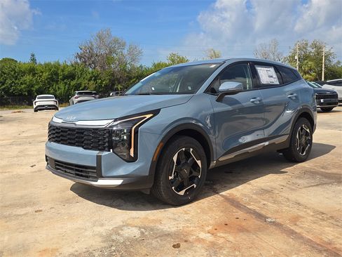 New 2026 Kia Sportage S image 4