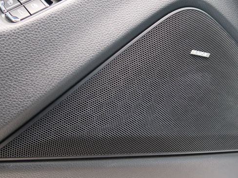 Used 2015 Porsche Panamera S image 29