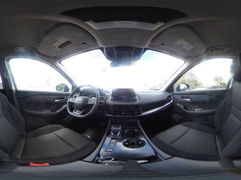 Used 2025 Nissan Rogue SV image 44