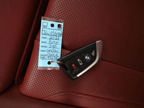 Used 2022 BMW M340i w/ Premium Package image 18