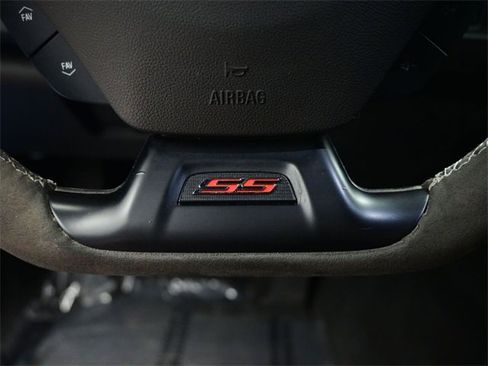 Used 2022 Chevrolet Camaro SS image 10