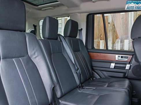 Used 2016 Land Rover LR4 HSE AWD/4WD image 23