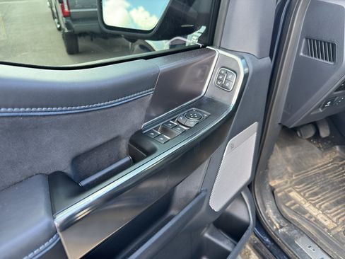 Used 2025 Ford F150 Platinum AWD/4WD image 11