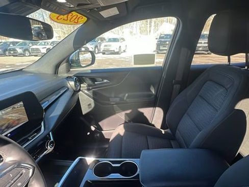 Used 2025 Chevrolet Equinox LT image 20