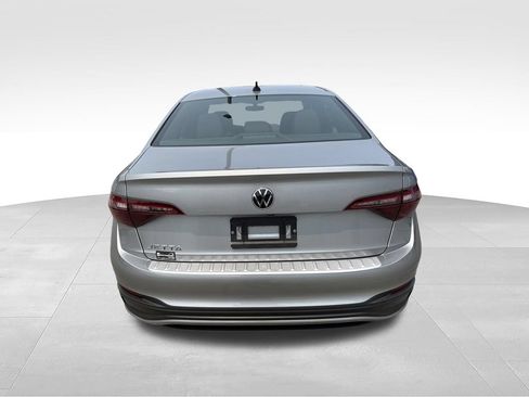 Used 2023 Volkswagen Jetta Sport FWD image 4