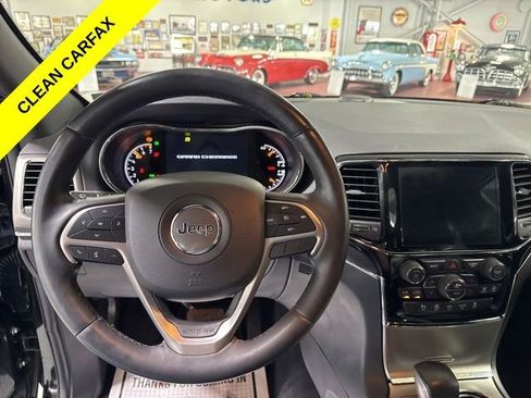 Used 2019 Jeep Grand Cherokee Limited w/ Luxury Group II AWD/4WD image 17