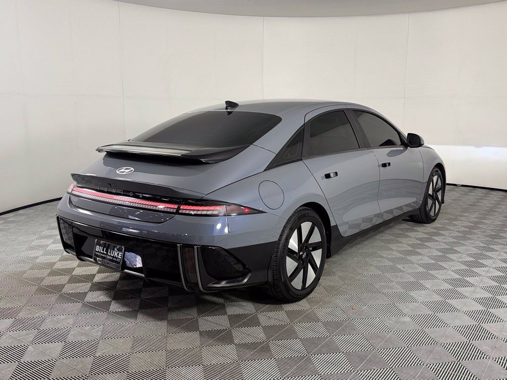 Used 2024 Hyundai Ioniq 6 SE RWD image 7