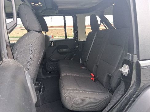 Used 2023 Jeep Wrangler Sport S AWD/4WD image 17