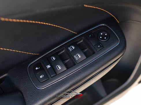 Used 2022 Dodge Charger Scat Pack RWD image 38