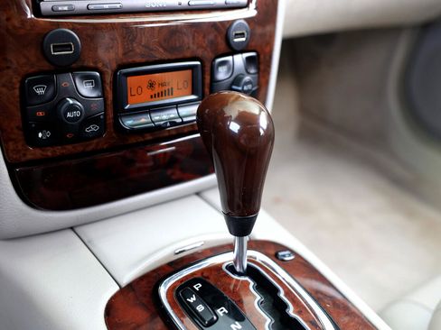 Used 2001 Mercedes-Benz S 500 image 38