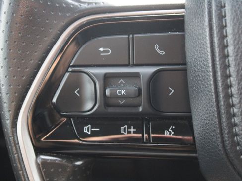 Used 2022 Toyota Tundra SR5 image 8